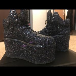 YRU Qozmo Glitter Stacks